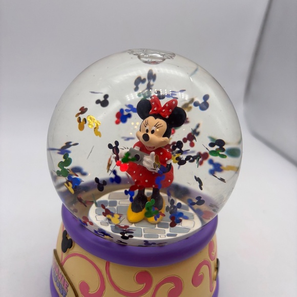 Disney Parks Minnie Mouse Collectible Water Snow Globe Minnie's Yoo Hoo - Picture 8 of 12